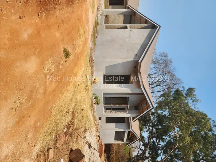 Townhouse/Complex/Cluster for Sale in Emerald Hill, Harare