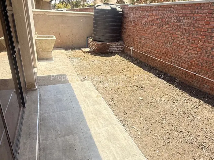 Townhouse/Complex/Cluster for Sale in Strathaven, Harare