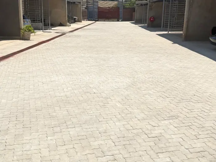 Townhouse/Complex/Cluster for Sale in Strathaven, Harare