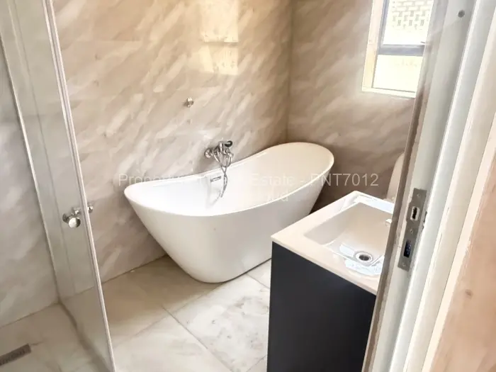 Townhouse/Complex/Cluster for Sale in Strathaven, Harare