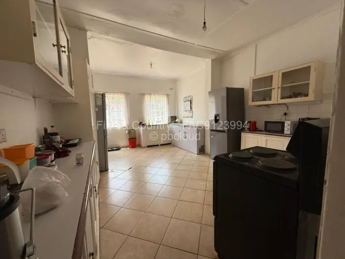 5 Bedroom House for Sale in Greendale, Harare