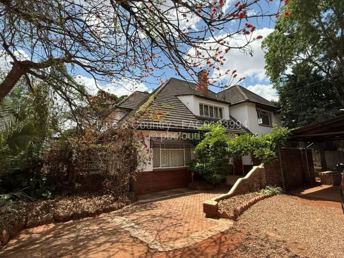 5 Bedroom House for Sale in Greendale, Harare