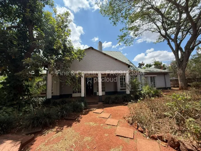 5 Bedroom House for Sale in Greendale, Harare