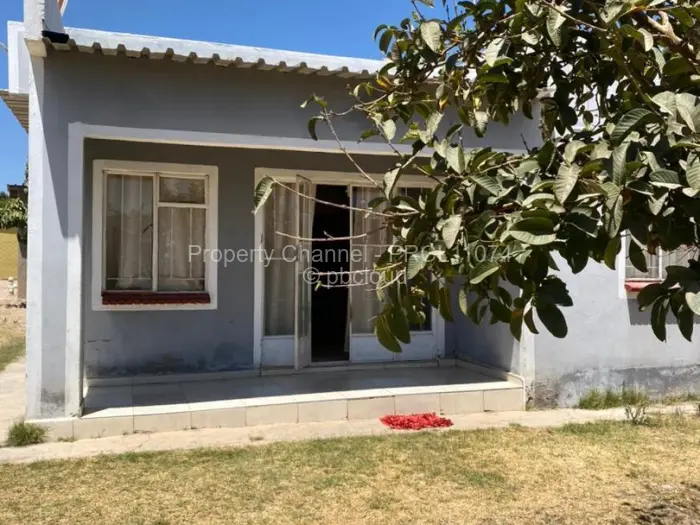 2 Bedroom Cottage/Garden Flat to Rent in Domboshawa, Domboshawa