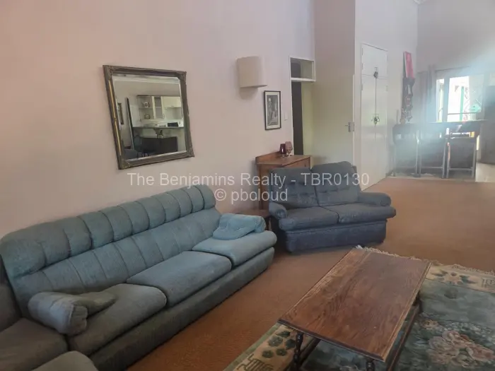 Townhouse/Complex/Cluster to Rent in Borrowdale Brooke
