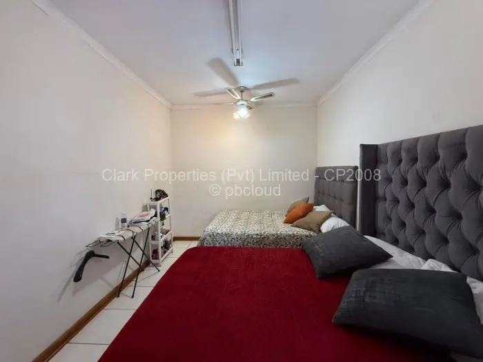 Townhouse/Complex/Cluster to Rent in Avondale West
