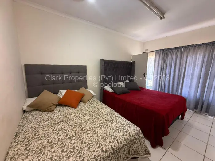 Townhouse/Complex/Cluster to Rent in Avondale West