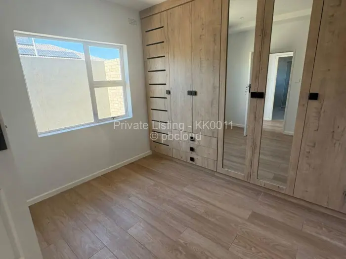 Townhouse/Complex/Cluster to Rent in Greendale North