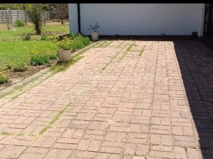 Townhouse/Complex/Cluster to Rent in Strathaven