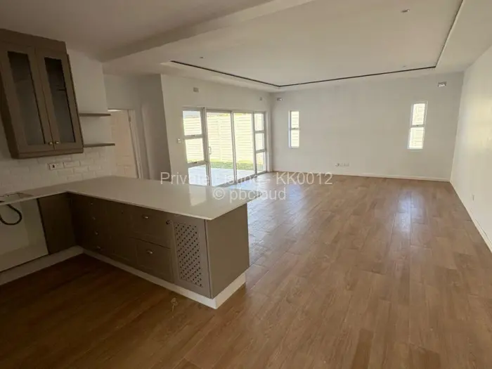 Townhouse/Complex/Cluster to Rent in Greendale North