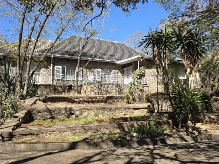 3 Bedroom House for Sale in Hillside Byo, Bulawayo