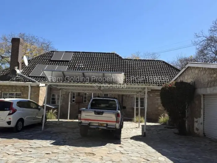 3 Bedroom House for Sale in Hillside Byo, Bulawayo