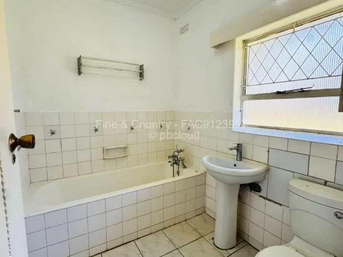 3 Bedroom House to Rent in Borrowdale, Harare