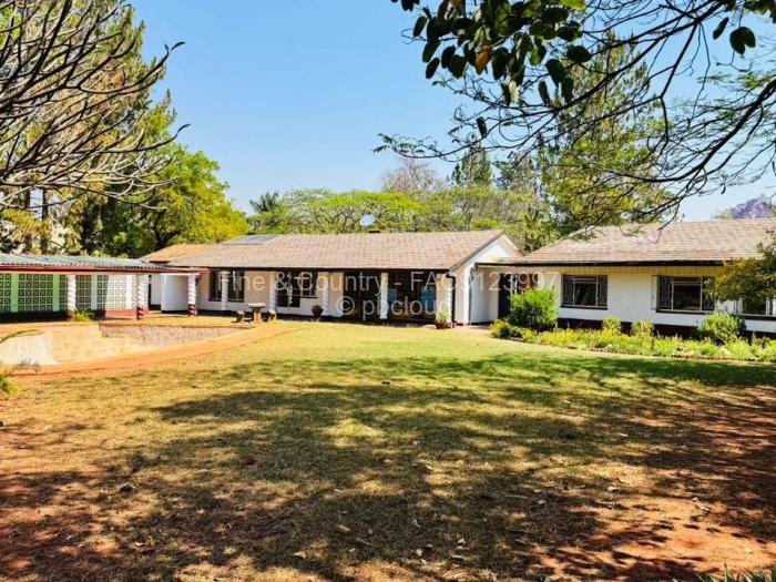3 Bedroom House to Rent in Borrowdale, Harare