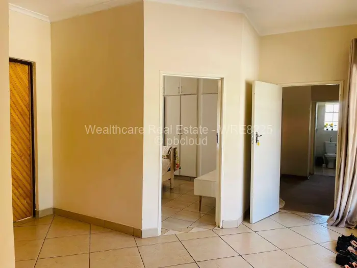 Townhouse/Complex/Cluster to Rent in Mount Pleasant