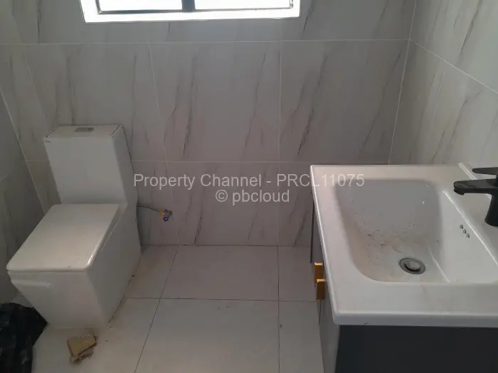 Townhouse/Cluster for Sale in Waterfalls, Harare