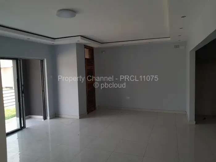 Townhouse/Cluster for Sale in Waterfalls, Harare