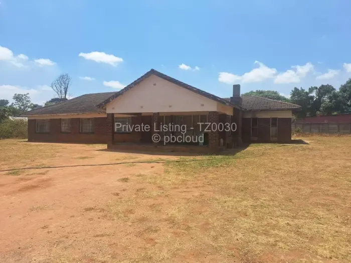 6 Bedroom House for Sale in Greendale, Harare