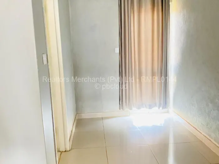 Townhouse/Complex/Cluster to Rent in Borrowdale