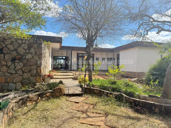 4 Bedroom House for Sale in Burnside, Bulawayo