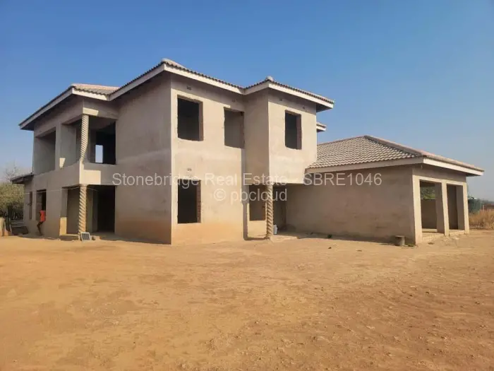 4 Bedroom House for Sale in Hopeville, Bulawayo