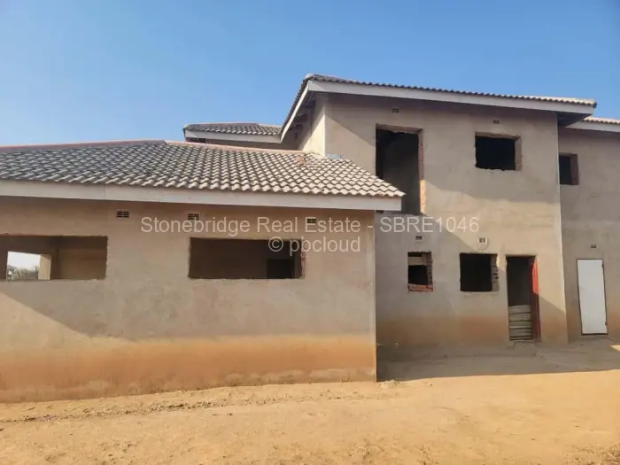 4 Bedroom House for Sale in Hopeville, Bulawayo