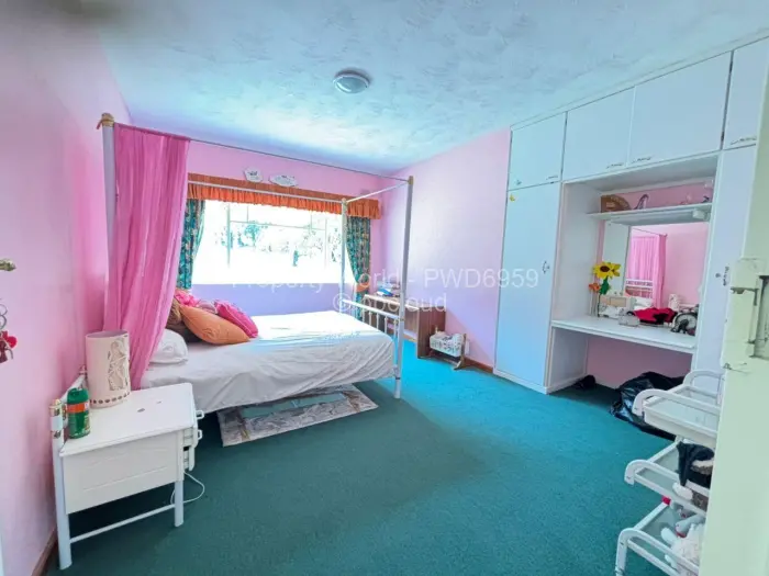 8 Bedroom House for Sale in Marondera, Marondera