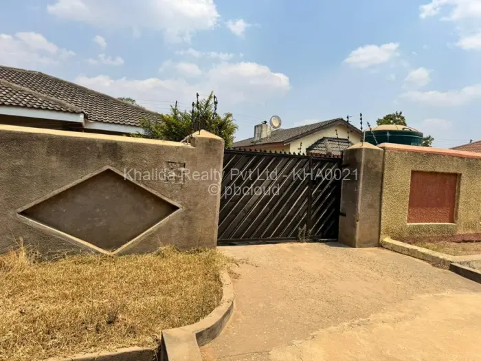 3 Bedroom House to Rent in Zimre Park, Harare