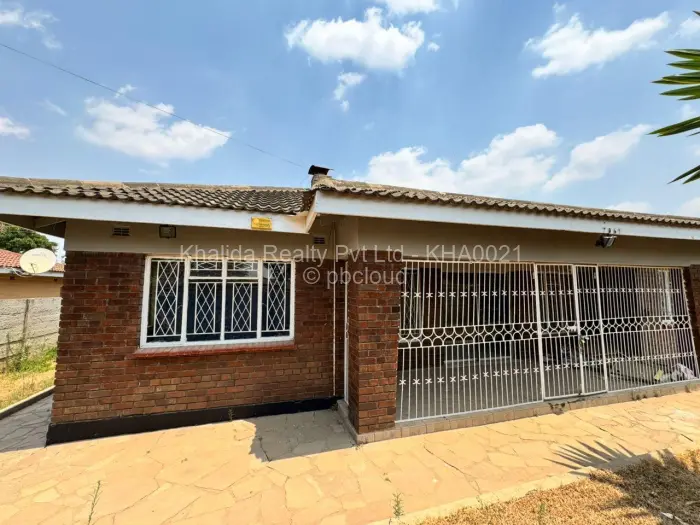 3 Bedroom House to Rent in Zimre Park, Harare