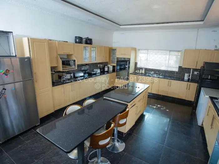 4 Bedroom House for Sale in Victoria Falls, Victoria Falls