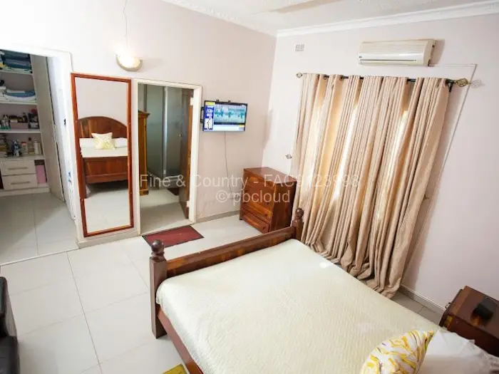 4 Bedroom House for Sale in Victoria Falls, Victoria Falls
