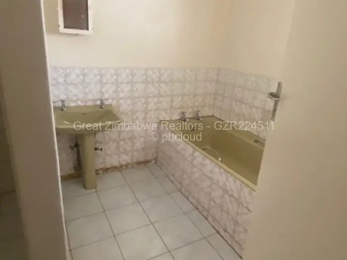 4 Bedroom House for Sale in Masvingo, Masvingo