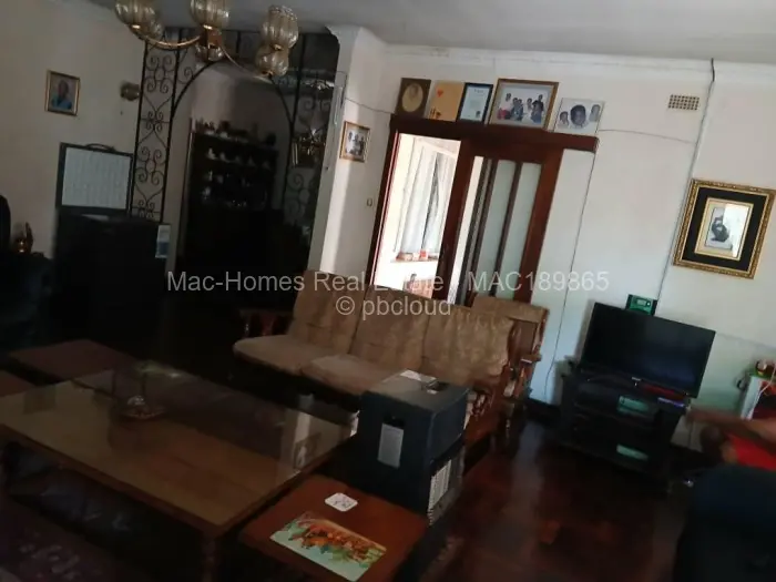 5 Bedroom House for Sale in Hatfield, Harare