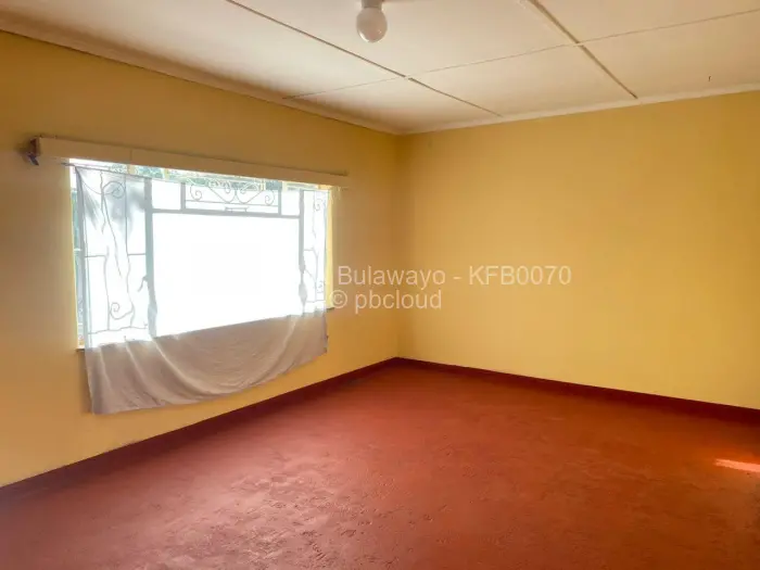 3 Bedroom House for Sale in Luveve, Bulawayo