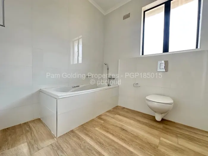 Townhouse/Complex/Cluster to Rent in Marlborough, Harare
