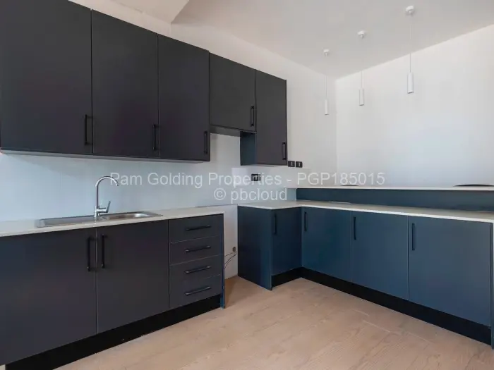 Townhouse/Complex/Cluster to Rent in Marlborough, Harare