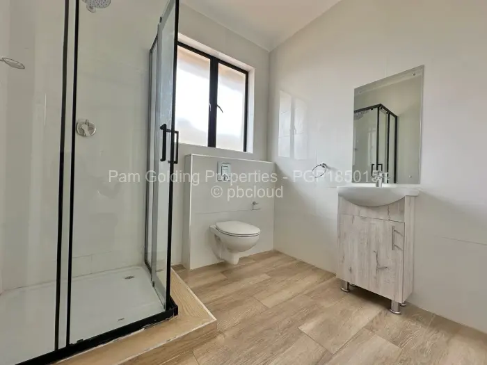 Townhouse/Complex/Cluster to Rent in Marlborough, Harare