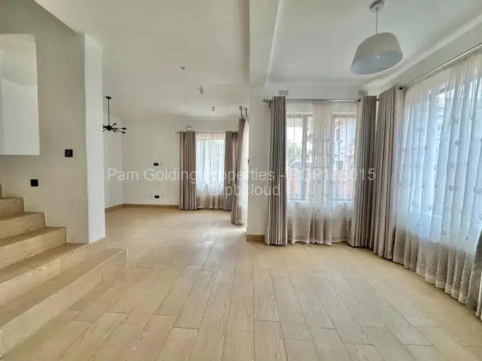 Townhouse/Complex/Cluster to Rent in Marlborough, Harare