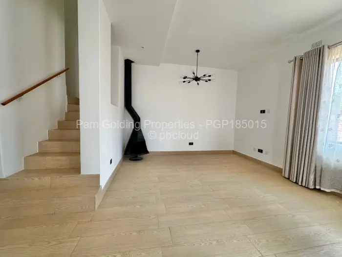 Townhouse/Complex/Cluster to Rent in Marlborough, Harare