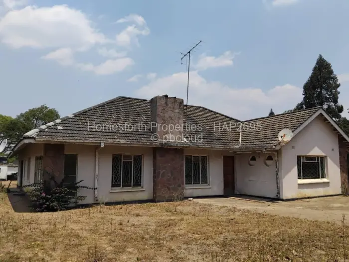 4 Bedroom House for Sale in Paradise Park, Marondera