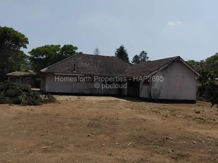 4 Bedroom House for Sale in Paradise Park, Marondera