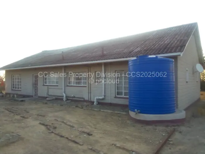 3 Bedroom House for Sale in Kensington Byo, Bulawayo