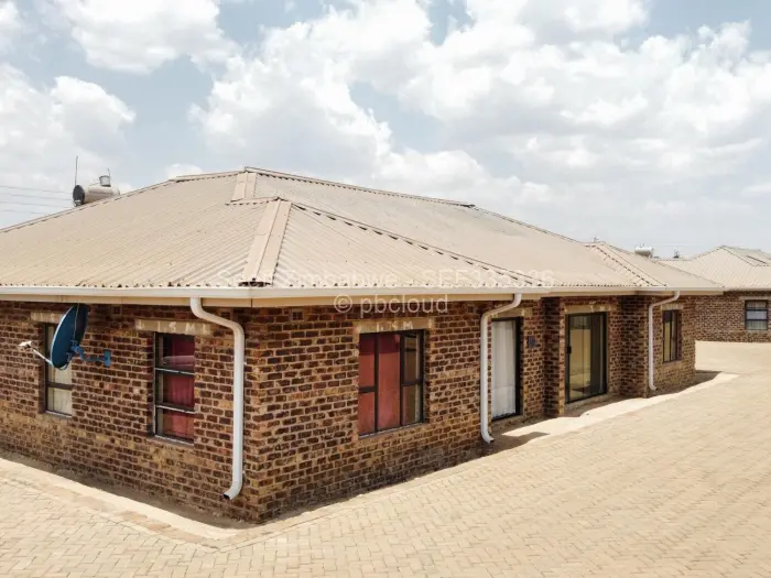 Flat/Apartment for Sale in Meyrick Park, Harare