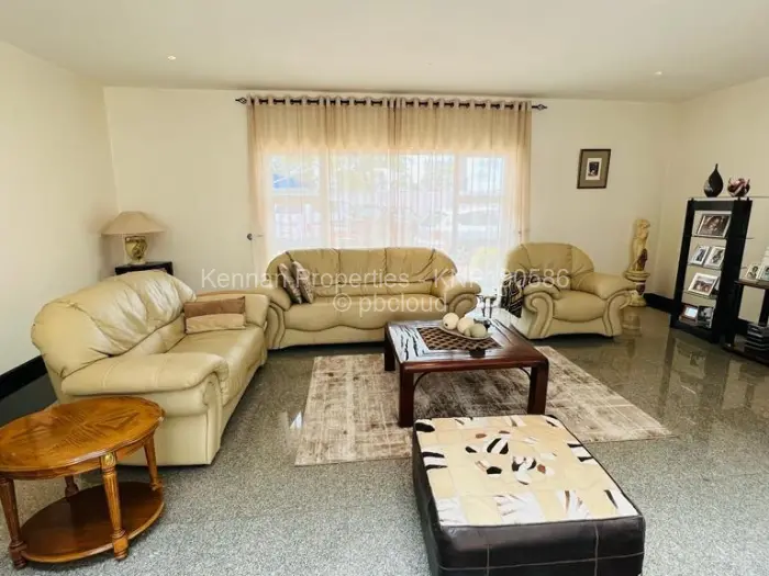 6 Bedroom House for Sale in Mount Pleasant, Harare
