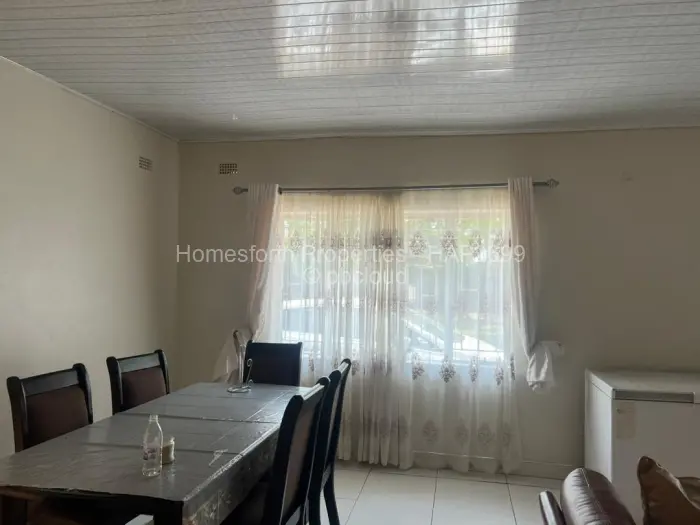 4 Bedroom House to Rent in Rockview