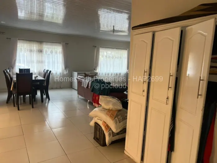 4 Bedroom House to Rent in Rockview