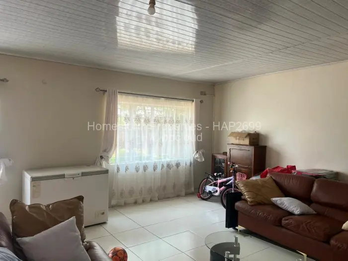4 Bedroom House to Rent in Rockview