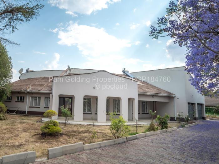 6 Bedroom House for Sale in Avonlea, Harare