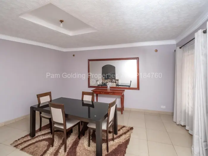 6 Bedroom House for Sale in Avonlea, Harare