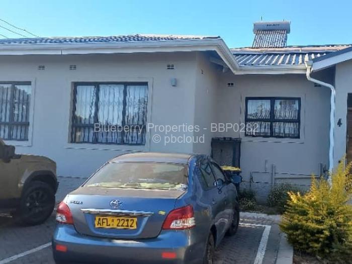 Townhouse/Cluster to Rent in Greendale, Harare